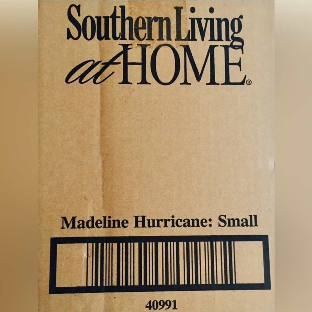 SLAH Madeline 9" Glass Hurricane Vase Display Decor Southern Living at … - Picture 4 of 5